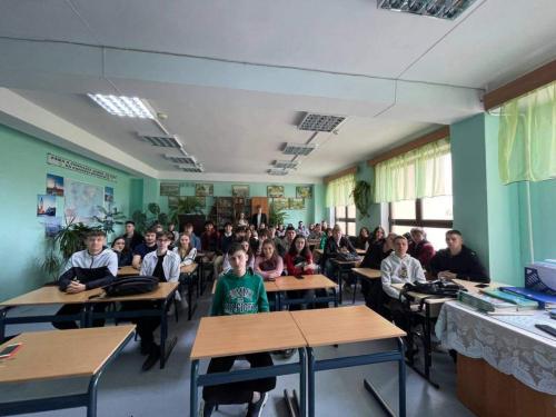 photo1696411064 (2)